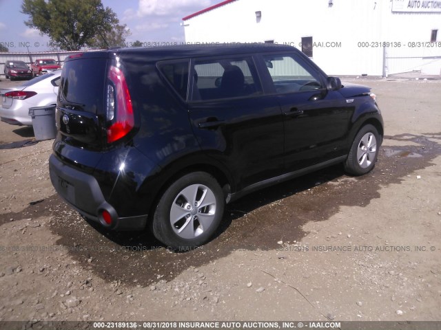 KNDJN2A20G7394621 - 2016 KIA SOUL BLACK photo 4