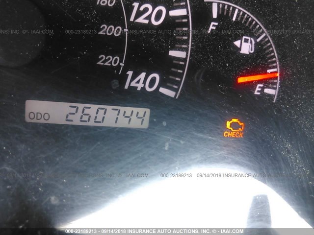 4T1BF30K75U087823 - 2005 TOYOTA CAMRY LE/XLE/SE Ақ фото 7