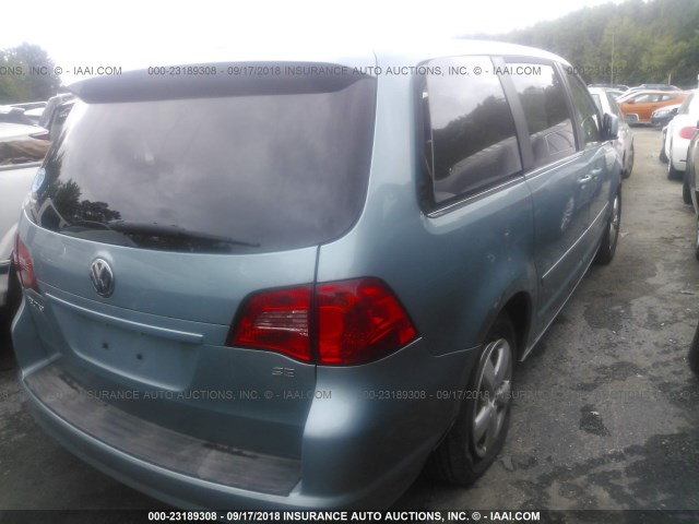 2V4RW3D19AR167223 - 2010 VOLKSWAGEN ROUTAN SE TEAL photo 4