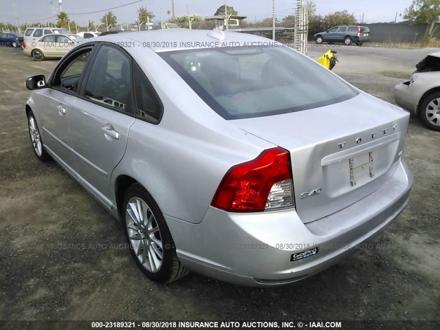 YV1MS390392463357 - 2009 VOLVO S40 2.4I SILVER photo 3