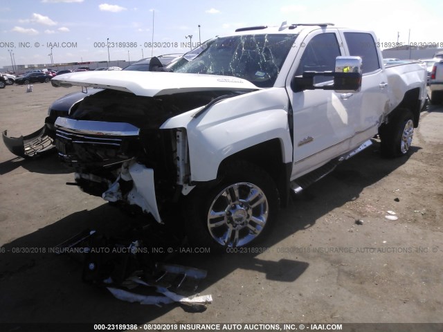 1GC1KXE80FF646277 - 2015 CHEVROLET SILVERADO K2500 HIGH COUNTRY WHITE photo 2