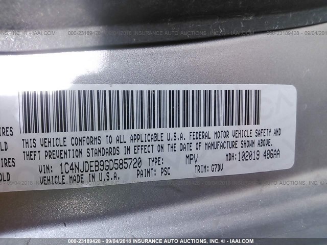 1C4NJDEB9GD585720 - 2016 JEEP COMPASS LATITUDE 银色 照片 9