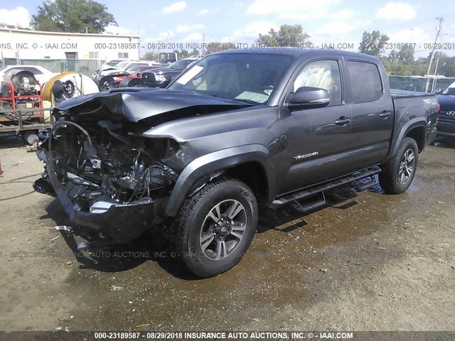 3TMCZ5AN9GM020961 - 2016 TOYOTA TACOMA DBL CAB/SR/SR5/TRD SPT/OR GRAY photo 2