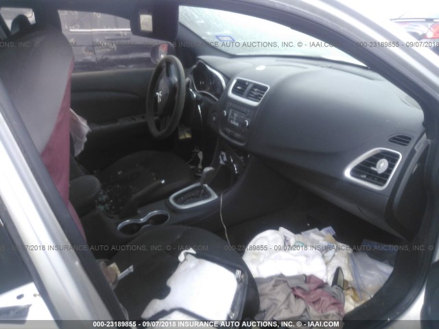 1B3BD4FB4BN501963 - 2011 DODGE AVENGER EXPRESS 银色 照片 5