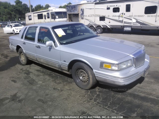 1LNLM81W4TY666315 - 1996 LINCOLN TOWN CAR EXECUTIVE GRAY photo 1