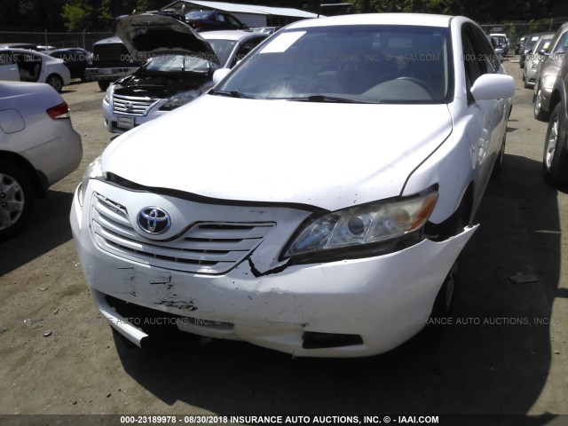 JTNBE46K573118933 - 2007 TOYOTA CAMRY NEW GENERAT CE/LE/XLE/SE WHITE photo 6