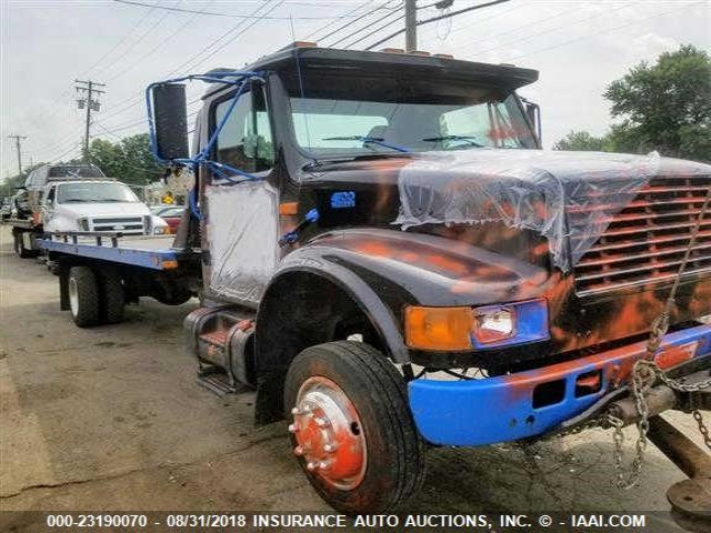 1HTSCABM71H338927 - 2001 INTERNATIONAL 4700 4700 BLACK photo 1