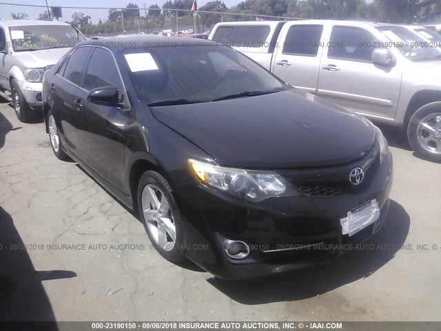 4T1BF1FK4EU356016 - 2014 TOYOTA CAMRY L/SE/LE/XLE შავი ფოტო 1
