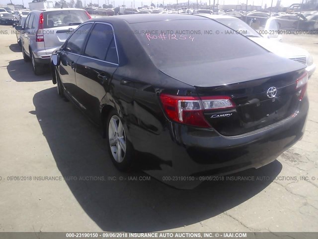 4T1BF1FK4EU356016 - 2014 TOYOTA CAMRY L/SE/LE/XLE შავი ფოტო 3