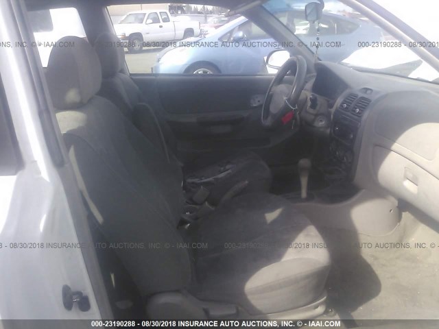KMHCG35C31U115422 - 2001 HYUNDAI ACCENT GS WHITE photo 5