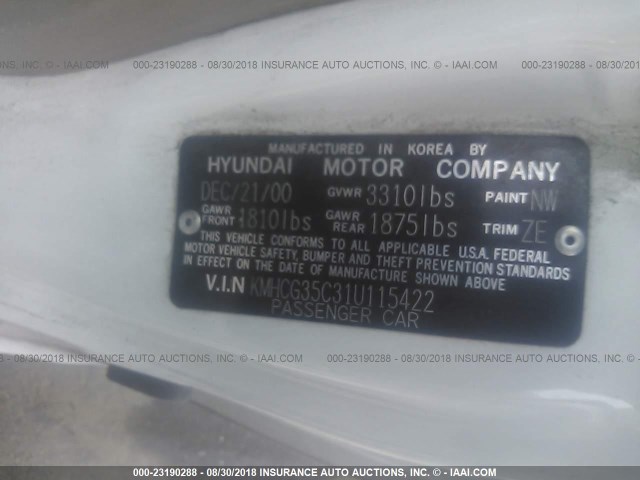 KMHCG35C31U115422 - 2001 HYUNDAI ACCENT GS WHITE photo 9