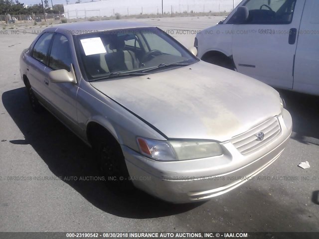 4T1BG22K5XU545091 - 1999 TOYOTA CAMRY CE/LE/XLE GOLD photo 1