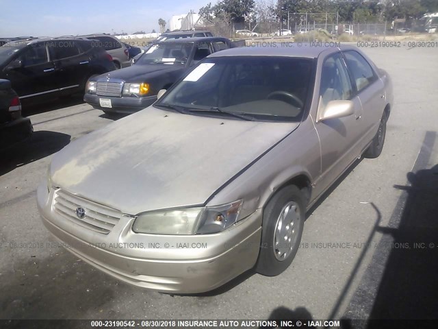 4T1BG22K5XU545091 - 1999 TOYOTA CAMRY CE/LE/XLE 金色 照片 2