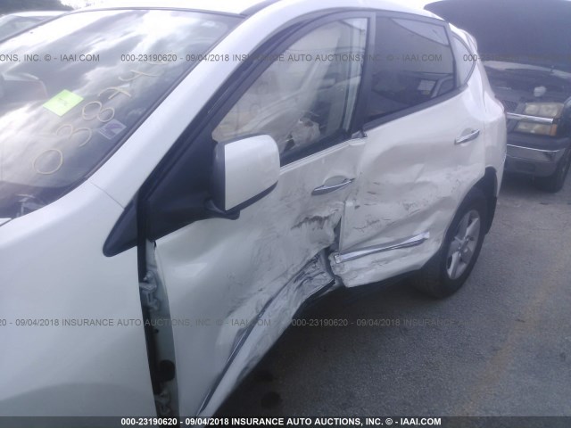 JN8AS5MTXDW038746 - 2013 NISSAN ROGUE S/SV WHITE photo 6