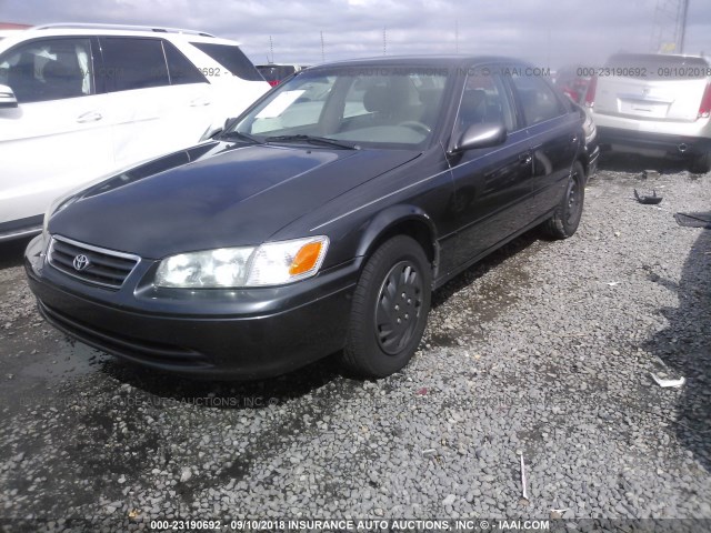 4T1BG22K41U825463 - 2001 TOYOTA CAMRY CE/LE/XLE 灰色 照片 2