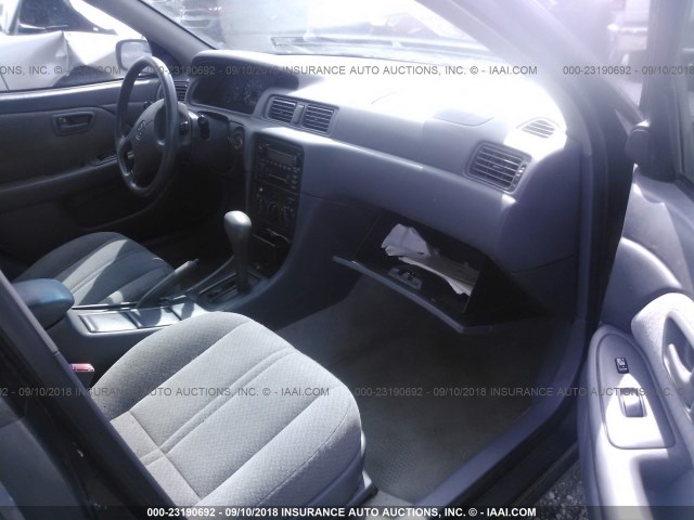 4T1BG22K41U825463 - 2001 TOYOTA CAMRY CE/LE/XLE 灰色 照片 5