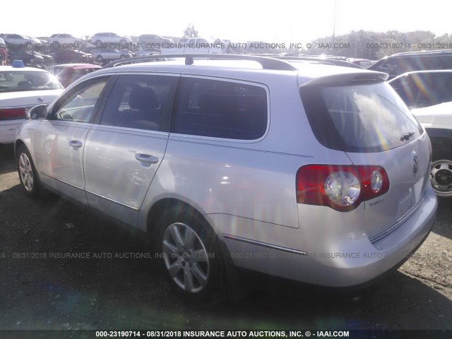 WVWLK73C77E015548 - 2007 VOLKSWAGEN PASSAT 2.0T WAGON VALUE SILVER photo 3