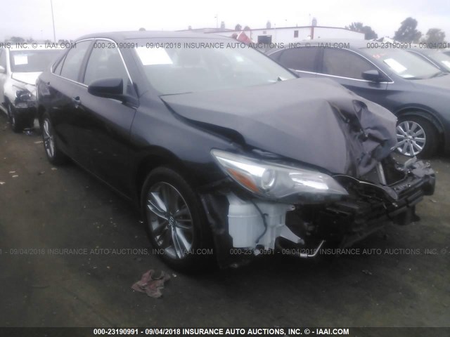 4T1BF1FK8FU041365 - 2015 TOYOTA CAMRY LE/XLE/SE/XSE 黑色 照片 1