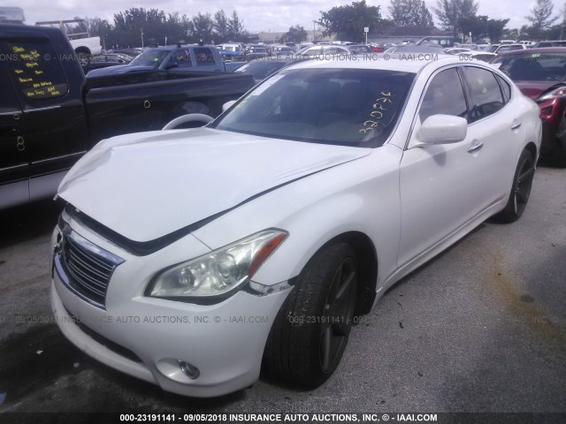 JN1BY1APXBM320878 - 2011 INFINITI M37 WHITE photo 2