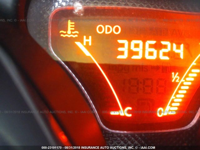 3N1CE2CP2EL417121 - 2014 NISSAN VERSA NOTE S/S PLUS/SV/SL WHITE photo 7