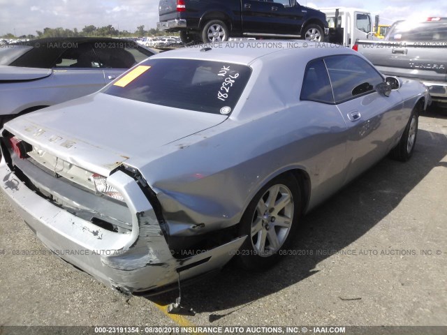 2B3LJ74W09H633061 - 2009 DODGE CHALLENGER SRT-8 灰色 照片 4