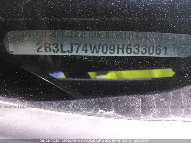 2B3LJ74W09H633061 - 2009 DODGE CHALLENGER SRT-8 灰色 照片 9