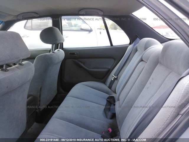 4T1BG12K3TU769013 - 1996 TOYOTA CAMRY DX/LE/XLE ვერცხლისფერი ფოტო 8