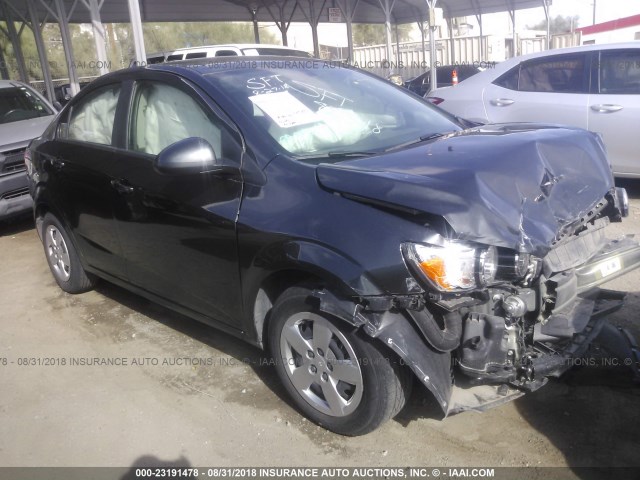 1G1JB5SH4G4135461 - 2016 CHEVROLET SONIC LS 灰色 照片 1