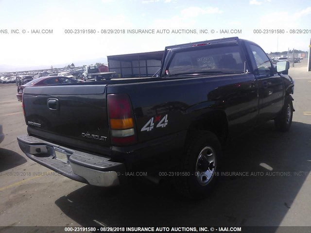 1GCGK24U8YE258055 - 2000 CHEVROLET SILVERADO K2500 BLACK photo 4