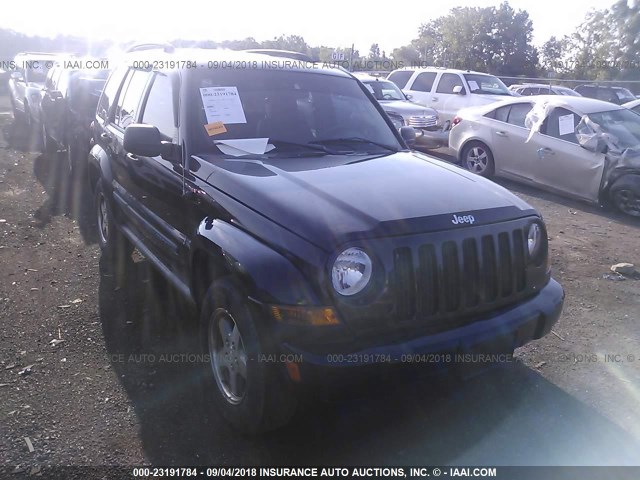 1J4GL38K05W638616 - 2005 JEEP LIBERTY RENEGADE BLACK photo 1