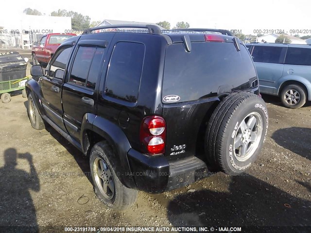 1J4GL38K05W638616 - 2005 JEEP LIBERTY RENEGADE BLACK photo 3