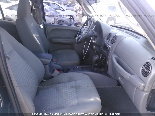 1J4GL38K05W638616 - 2005 JEEP LIBERTY RENEGADE BLACK photo 5