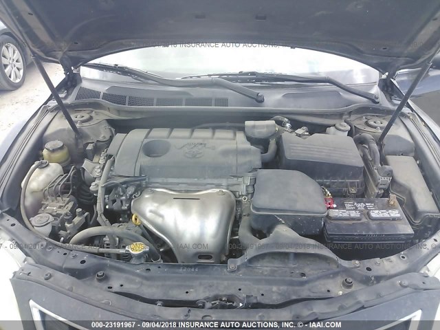 4T1BF3EKXAU113253 - 2010 TOYOTA CAMRY SE/LE/XLE შავი ფოტო 10
