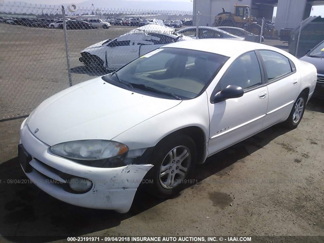 2B3HD56J2YH219717 - 2000 DODGE INTREPID ES WHITE photo 2