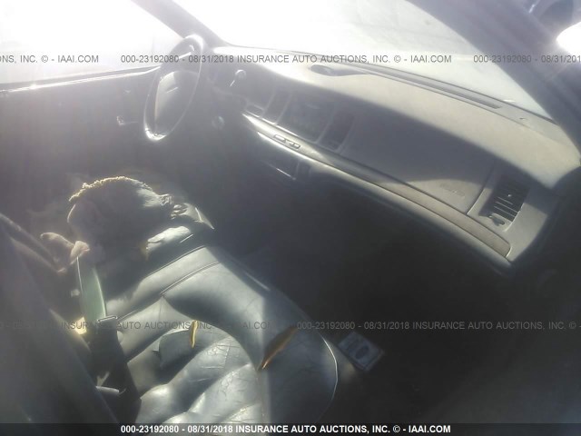 1LNLM81W9SY645460 - 1995 LINCOLN TOWN CAR EXECUTIVE Синий фото 5