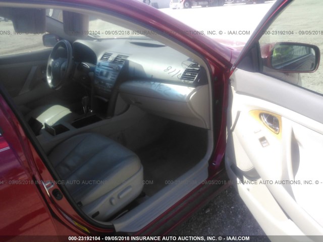 4T1BE46K37U170572 - 2007 TOYOTA CAMRY NEW GENERAT CE/LE/XLE/SE RED photo 5