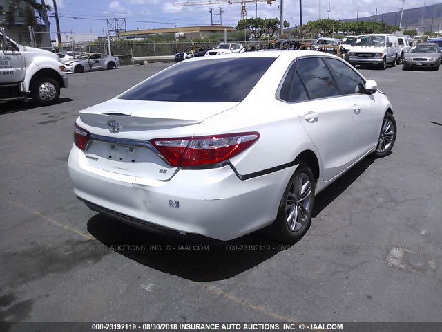 4T1BF1FK3FU088657 - 2015 TOYOTA CAMRY LE/XLE/SE/XSE 白色 照片 4