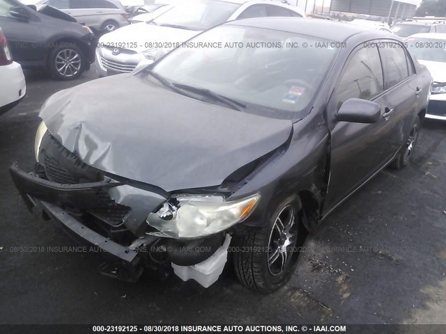 JTDBL40E399084777 - 2009 TOYOTA COROLLA LE/XLE GRAY photo 2