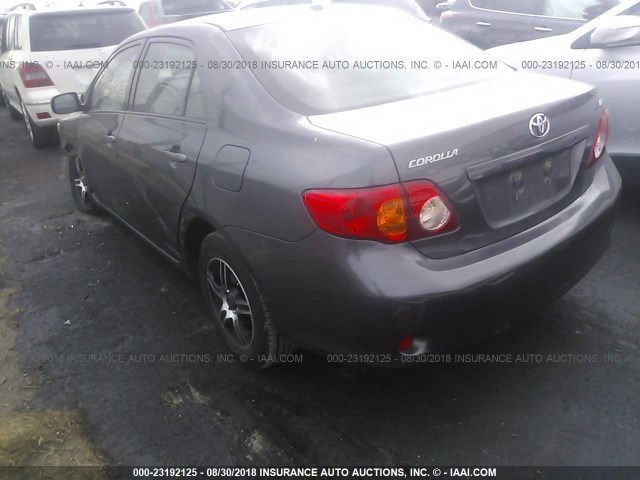 JTDBL40E399084777 - 2009 TOYOTA COROLLA LE/XLE GRAY photo 3