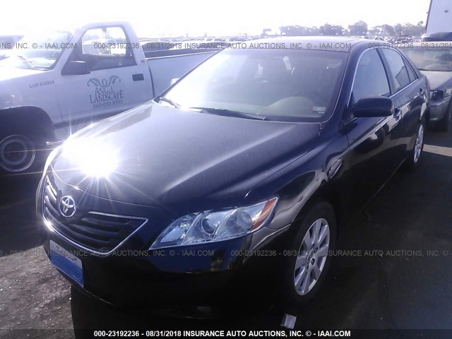 4T1BK46K27U010885 - 2007 TOYOTA CAMRY NEW GENERAT LE/XLE/SE BLACK photo 2