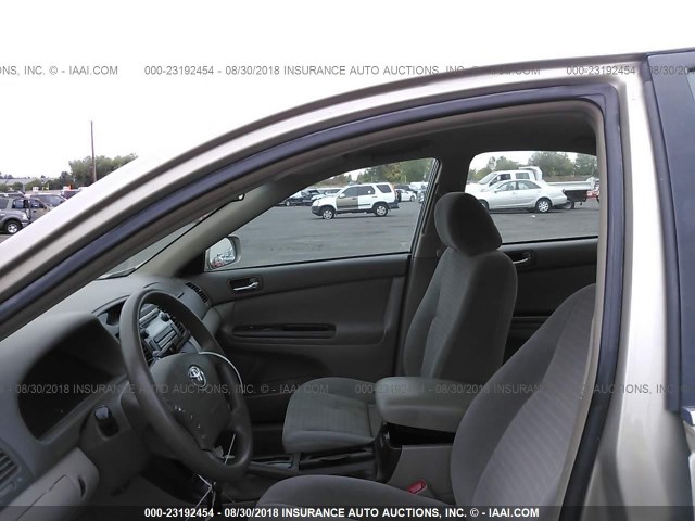 4T1BE32K76U105691 - 2006 TOYOTA CAMRY LE/XLE/SE 金色 照片 5