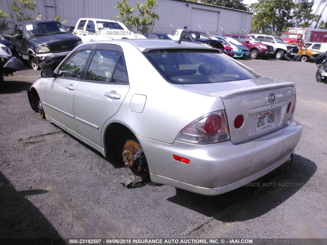 JTHBD192X30078179 - 2003 LEXUS IS 300 SILVER photo 3