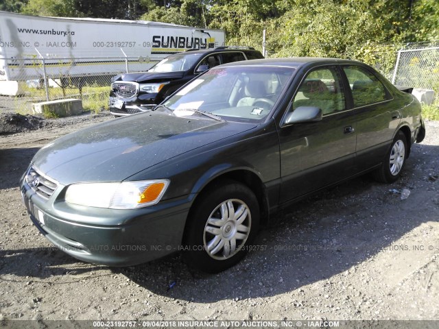 4T1BG22K7YU996492 - 2000 TOYOTA CAMRY CE/LE/XLE 绿色 照片 2