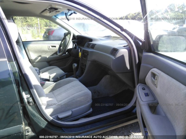 4T1BG22K7YU996492 - 2000 TOYOTA CAMRY CE/LE/XLE 绿色 照片 5