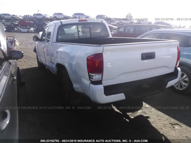 5TFRX5GN5HX082599 - 2017 TOYOTA TACOMA ACCESS CAB/SR/SR5 თეთრი ფოტო 3