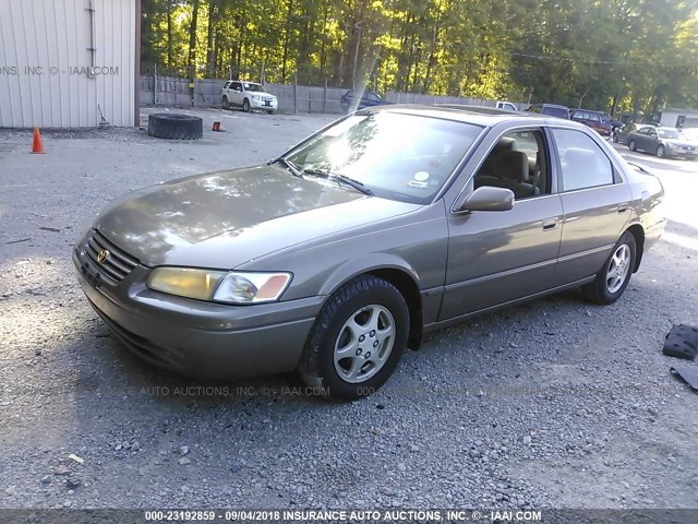 4T1BG22K1XU560316 - 1999 TOYOTA CAMRY CE/LE/XLE 米色 照片 2