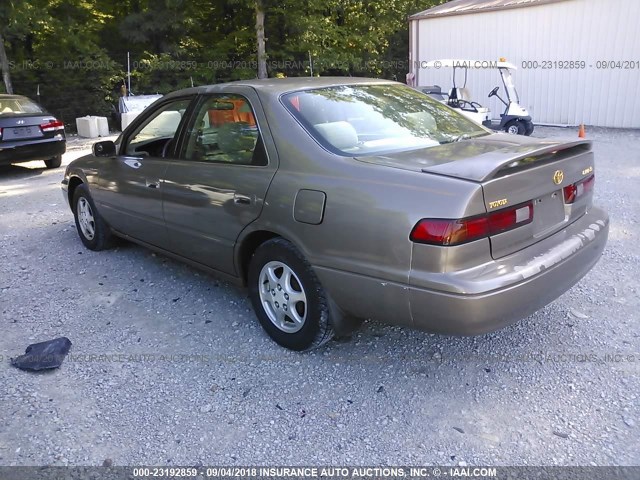 4T1BG22K1XU560316 - 1999 TOYOTA CAMRY CE/LE/XLE 米色 照片 3