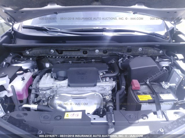 JTMWFREV7JD112922 - 2018 TOYOTA RAV4 ADVENTURE/XLE 银色 照片 10