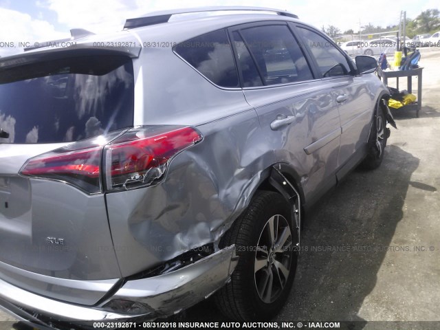 JTMWFREV7JD112922 - 2018 TOYOTA RAV4 ADVENTURE/XLE 银色 照片 4