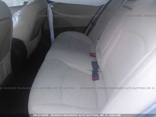 5NPEB4AC9CH393925 - 2012 HYUNDAI SONATA GLS WHITE photo 8